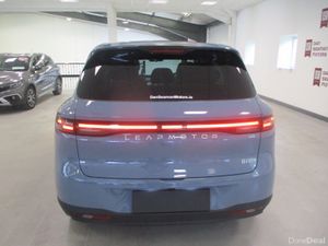 LEAPMOTOR B-10 STYLE HYBRID EV PHEV - Image 3