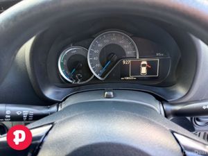 Toyota Vitz F Spec Hybrid Auto - Straight Sale Dis - Image 4