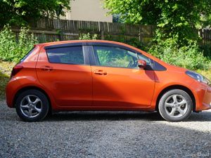 2016 Toyota Yaris Vitz 1.0 Litre Automatic - Image 2