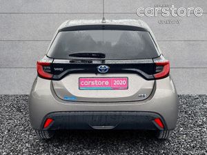 Toyota Yaris Hybrid - Image 4