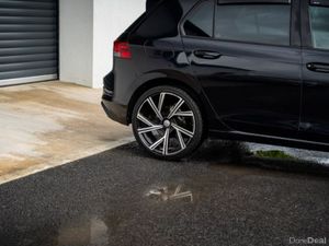 Volkswagen Golf LIFE TSI - Image 3