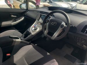 Toyota Prius 2015 - Image 4