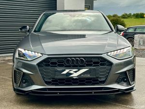 2022 AUDI A4 2.0L SLINE BLACK EDITION LOW MILEAGE - Image 4