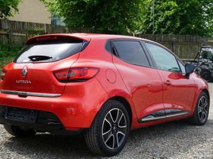 2016 Renault Clio Automatic - Image 3