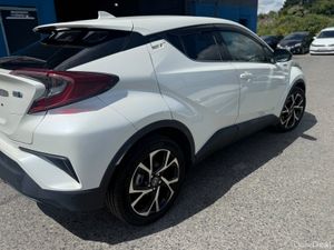 2018 Toyota C-HR Hybrid Automatic/G leather Spec - Image 4