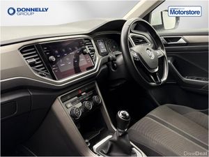 Volkswagen T-roc Hatchback SE - Image 2