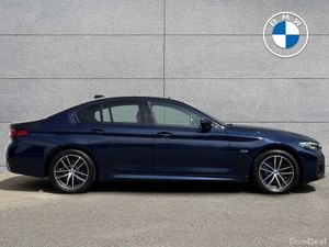 BMW 5-Series 530e M Sport Saloon - Image 4