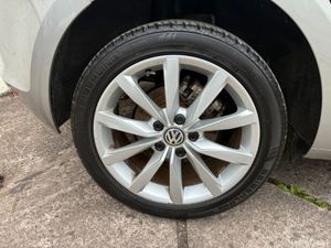 Volkswagen Golf 1.2 petrol automatic - Image 2