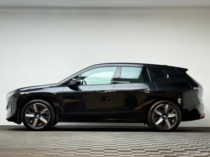 BMW iX 40 M SPORT XDRIVE - Image 4
