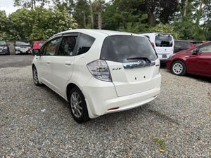 Honda fit 2013 - Image 4