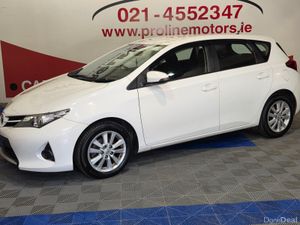 142 TOYOTA AURIS 1.4 D-4D DIESEL MANUAL - Image 4