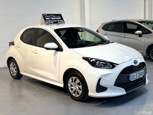 2020 Toyota Yaris 1.5 Hybrid Automatic,19K Miles - Image 4
