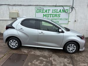 Toyota Yaris 1.0 petrol automatic - Image 4