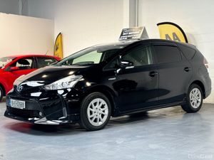 2015 Toyota Prius Alpha 1.8 Hybrid Auto,7 Seaters - Image 3