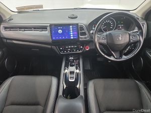 Honda Vezel Z Honda Sensing - Image 4