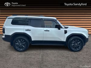 Toyota Land Cruiser 7 SEATER PLATINUM // PANORAMIC - Image 3