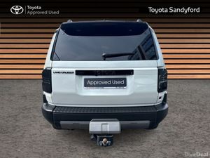Toyota Land Cruiser 7 SEATER PLATINUM // PANORAMIC - Image 4