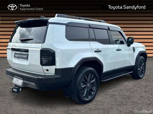 Toyota Land Cruiser 7 SEATER PLATINUM // PANORAMIC - Image 2