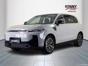 Leapmotor B10 HYBRID EV DESIGN 900KM - Image 3