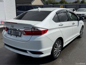 Honda Grace 1.5 PETROL EX SENSING HYBRID AUTO - Image 4