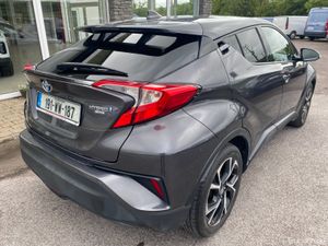 2019 Toyota C-HR HYBRID SPORT 4DR AUTO - Image 4