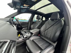 BMW iX3 M-SPORT 80KWH // LOW MILEAGE // OPENING PA - Image 2