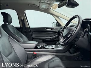 Ford S-Max 2.5 Duratec 190PS FHEV Titanium Auto - Image 3
