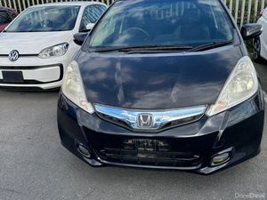 Honda Fit 2013 - Image 2