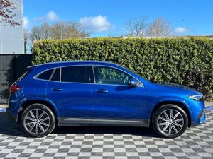 Mercedes-Benz EQA EQA250+ AMG-LINE EXECUTIVE ** TI - Image 2