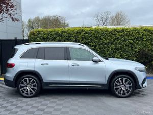 Mercedes-Benz EQB EQB300 4MATIC AMG-LINE EXECUTIVE - Image 2