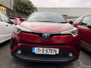 Toyota C-HR 2017 TOP SEC WITH YEAR WARRANTY - Image 3