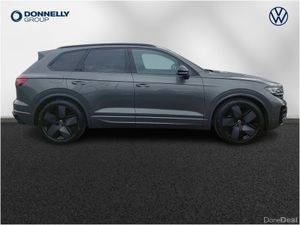 Volkswagen Touareg Diesel Estate Black Edition - Image 4