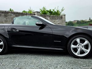 🔥 2006 Mercedes-Benz SLK 200 AMG Convertible - Image 4