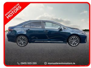 Toyota Corolla LUNA SPORT SALOON 4DR - Image 3
