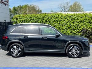 Mercedes-Benz EQB 250+ SPORT EXECUTIVE 7-SEATER // - Image 2