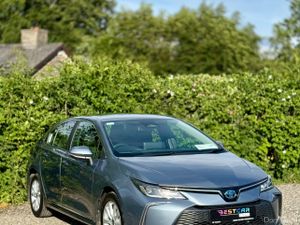 2023 Toyota Corolla Saloon 1.8 Hybrid Luna Auto - Image 2