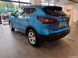Nissan Qashqai ** AUTOMATIC ** SUNROOF ** VERY LOW - Image 4