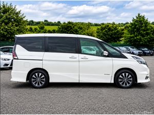 Nissan Serena 2.0 Petrol Hybrid Automatic Low mile - Image 4