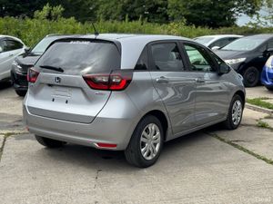 Honda Fit 1.5 Hybrid 36000 KM 2024 - Image 4