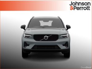 Volvo XC40 B3 163bhp MHEV Plus Dark -Brand New Imm - Image 4