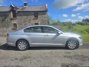 Volkswagen Passat 1.6 diesel - Image 4