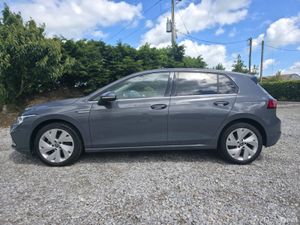 2022 Volkswagen Golf eTSI - Image 2