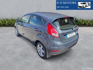 Fiesta 2014 ZETEC 1.25 A/C 1 OWNER FROM NEW - Image 3