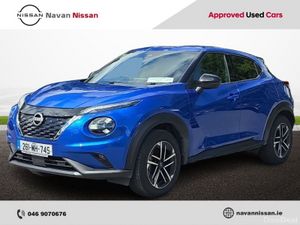 Nissan Juke HYBRID 1.6 SV PREMIUM *EX DEMO* - Image 4