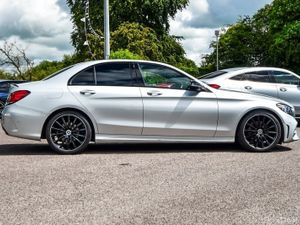 Mercedes-Benz C-Class C220d AMG Premium Night Pack - Image 4