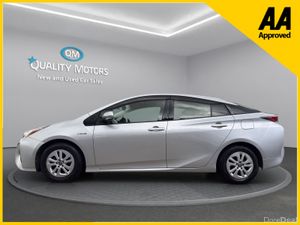2017 Toyota Prius petrol hybrid (S5) - Image 4