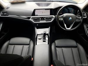 BMW 3-Series 318d SE - Image 4