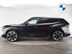 BMW XM 50e - Image 3