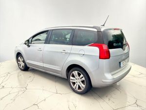 2015 Peugeot 5008 1.6 Blue Hdi 120 Family - Image 2