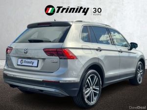 Volkswagen Tiguan ** 4 MOTION ** HIGHLINE ** AUTO - Image 3